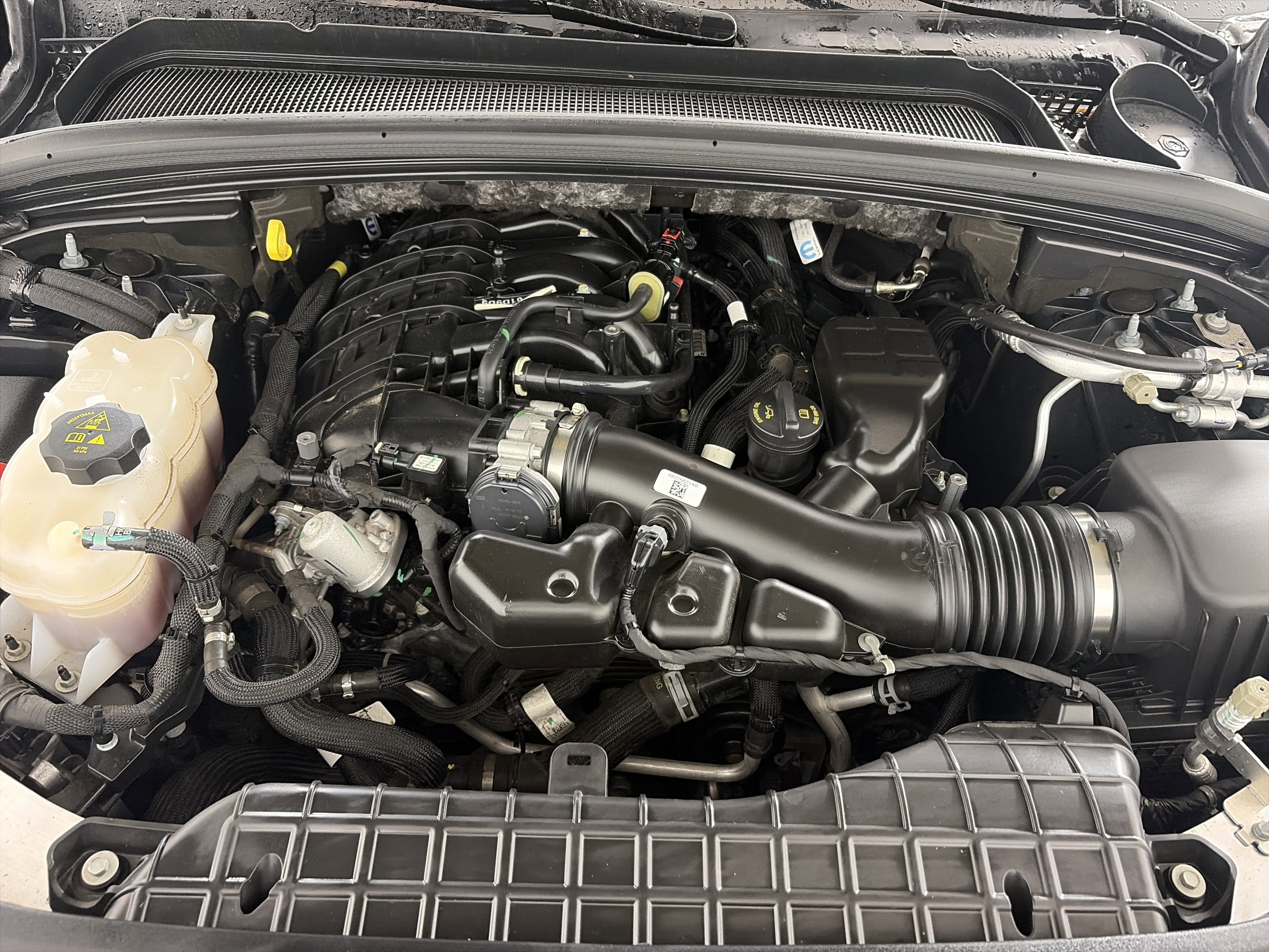 Used 2023 Jeep Grand Cherokee Laredo w/ Luxury Tech Group I image 15