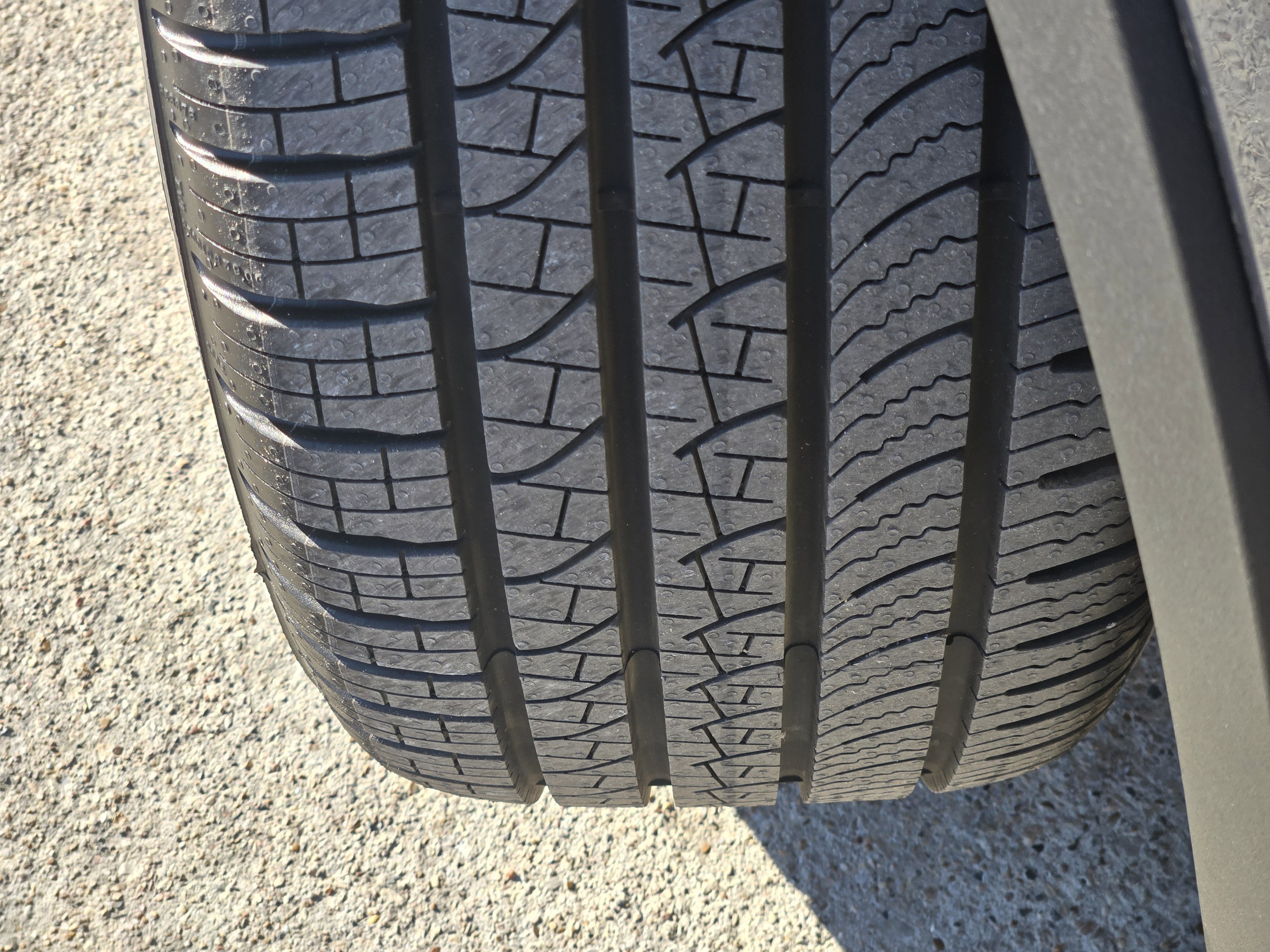 New 2026 Volvo XC40 B4 Plus w/ Protection Package Premier image 13