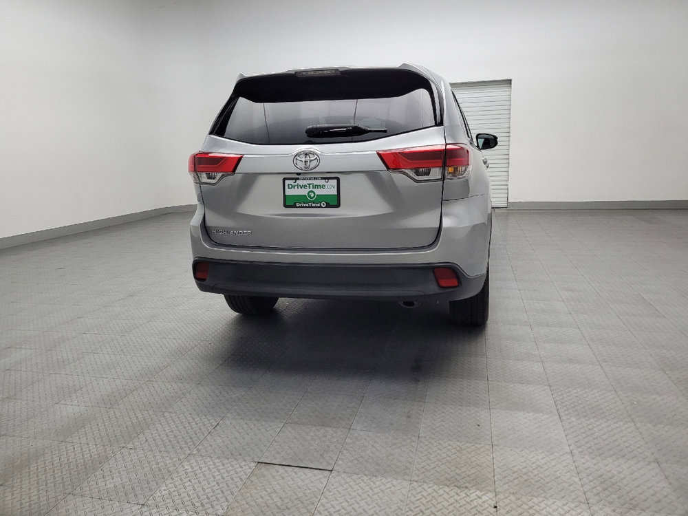 Used 2019 Toyota Highlander LE image 7