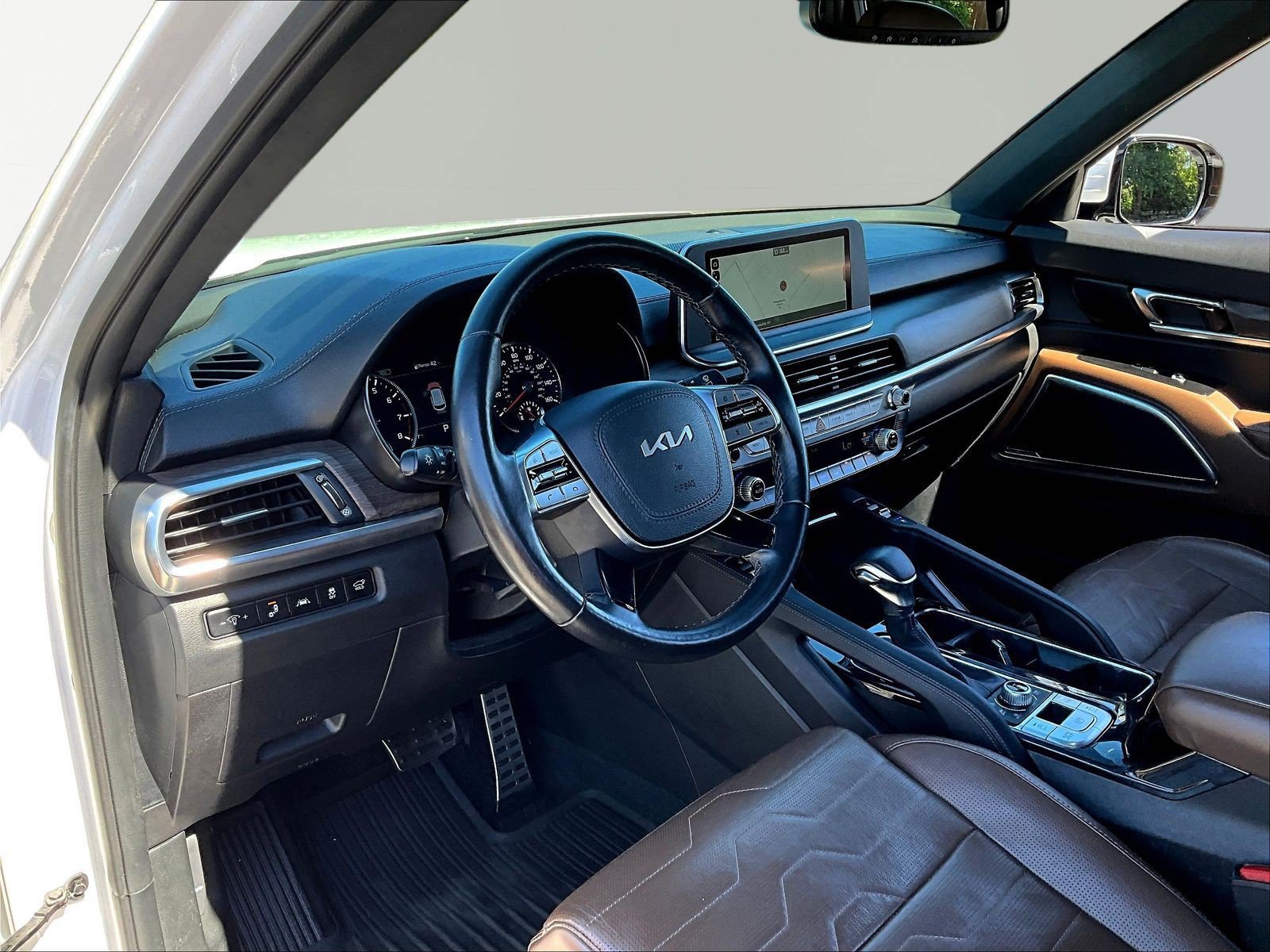 Used 2022 Kia Telluride SX w/ SX Prestige Package AWD/4WD image 17