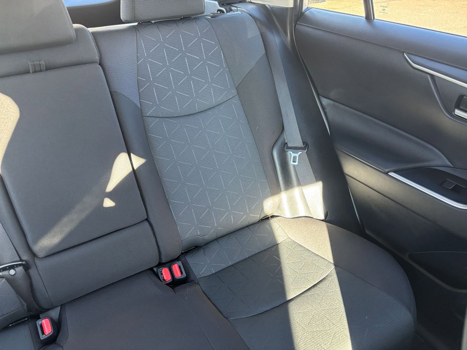 Used 2025 Toyota RAV4 XLE image 35