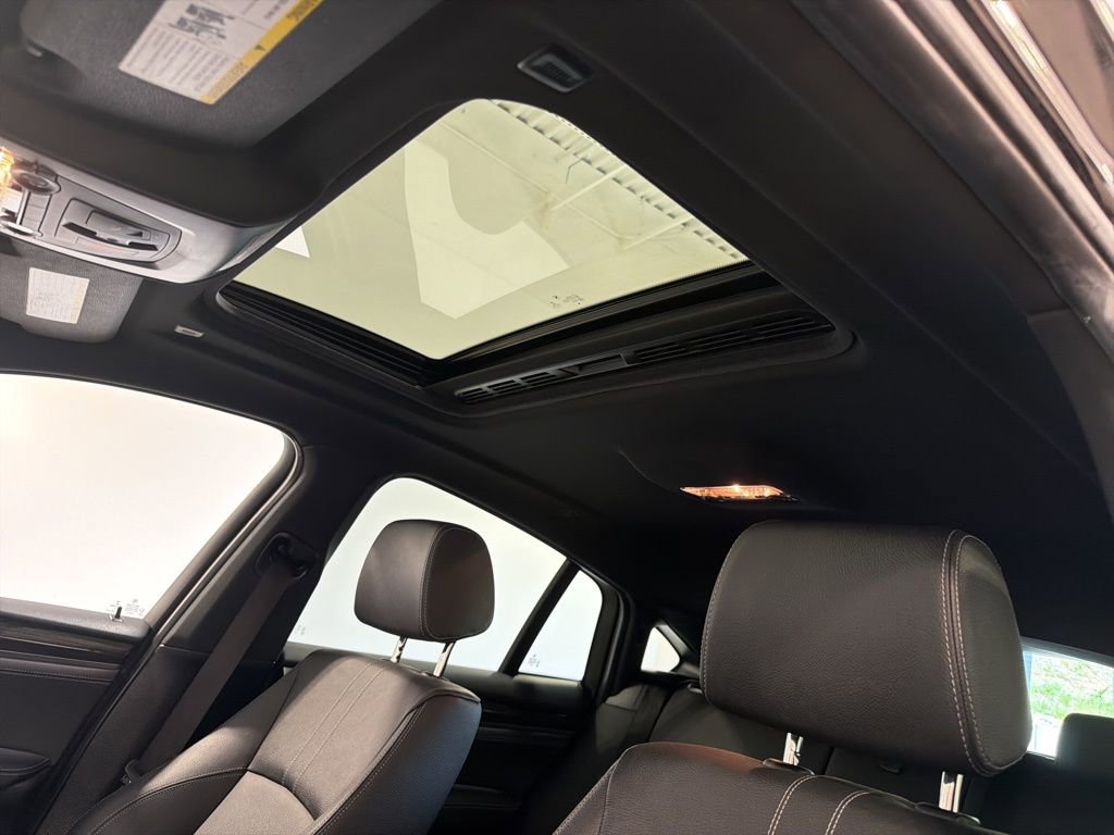 Used 2017 BMW X4 xDrive28i AWD/4WD image 19