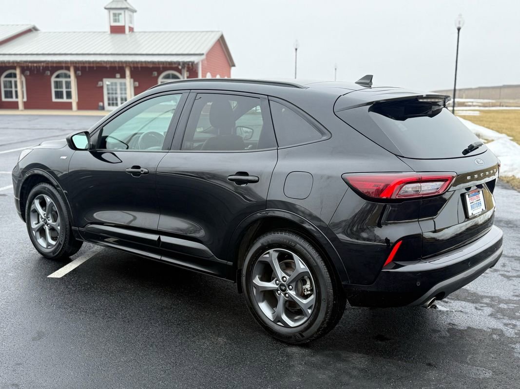 Used 2023 Ford Escape ST-Line w/ Tech Pack #1 image 6
