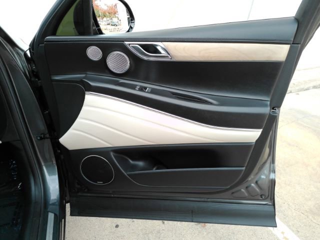 Used 2023 Genesis GV80 2.5T w/ Advanced Package image 23