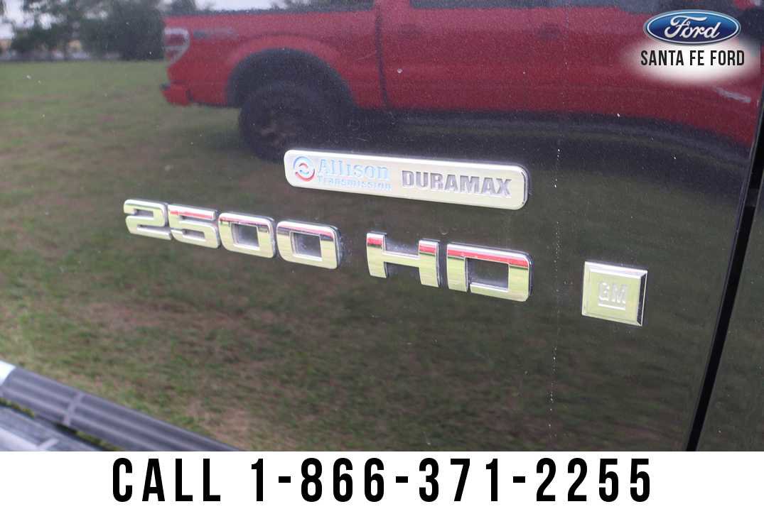 Used 2009 GMC Sierra 2500 SLT w/ Entertainment Package image 6