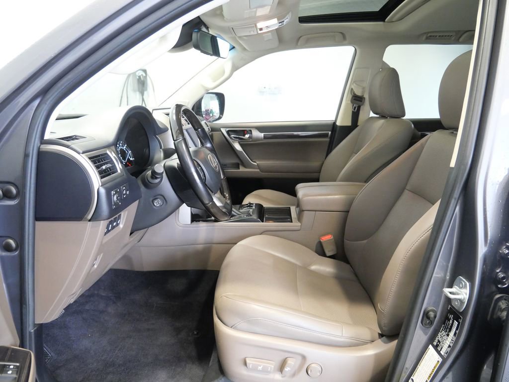 Used 2021 Lexus GX 460 Premium w/ Premium Package image 15
