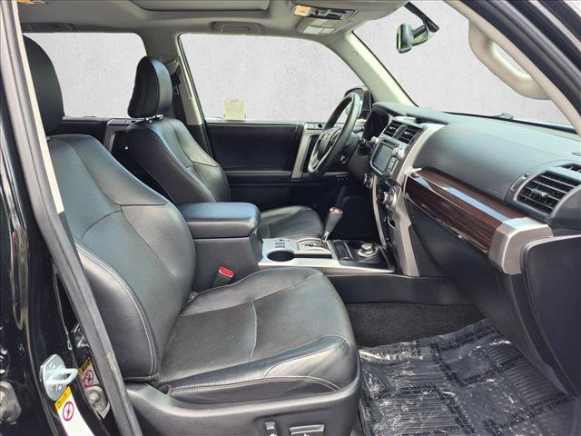 Used 2018 Toyota 4Runner Limited AWD/4WD image 21