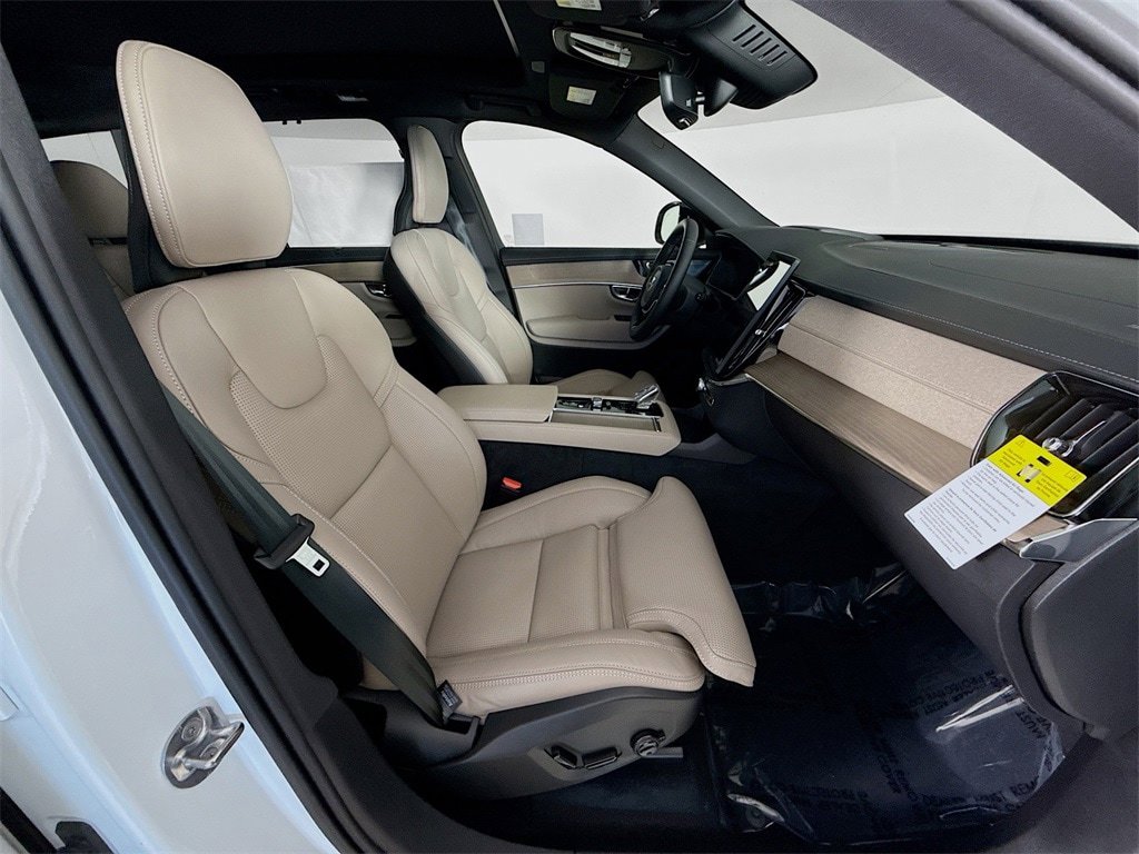 Certified 2026 Volvo XC90 B6 Ultra w/ Protection Package AWD/4WD image 30