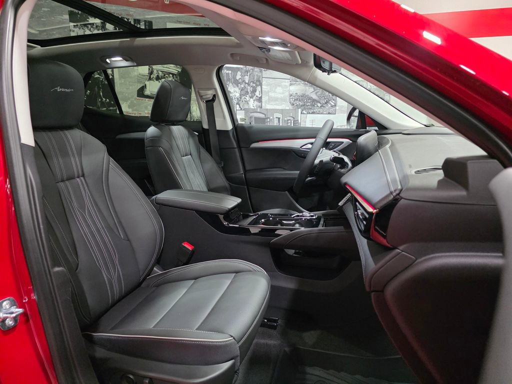 Used 2026 Buick Envision Avenir image 17