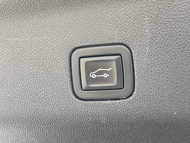 Used 2023 Chevrolet Tahoe Z71 image 22