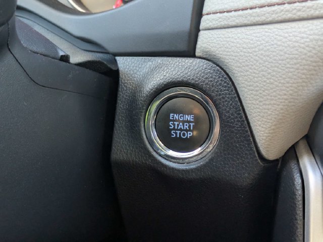 Used 2022 Toyota RAV4 XLE Premium FWD image 29