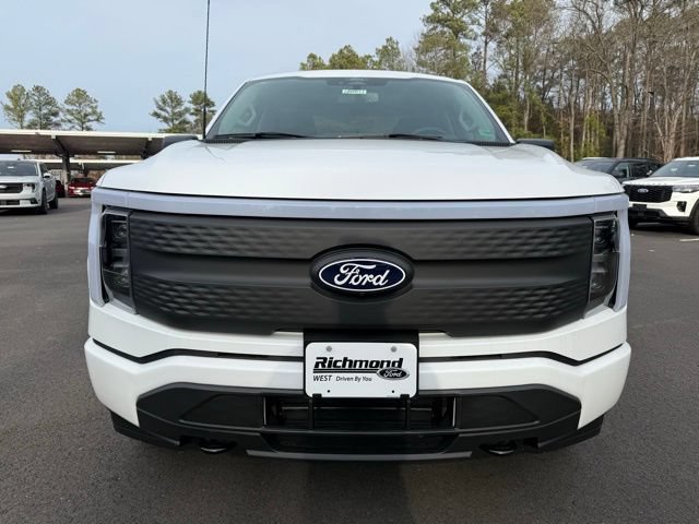 Used 2025 Ford F150 Lightning XLT AWD/4WD image 8