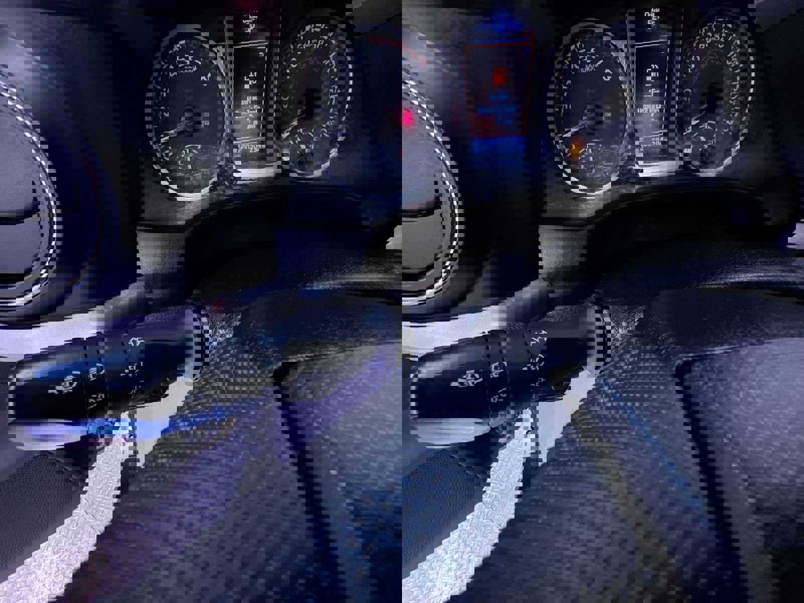 Used 2021 Toyota Tacoma SR5 image 18