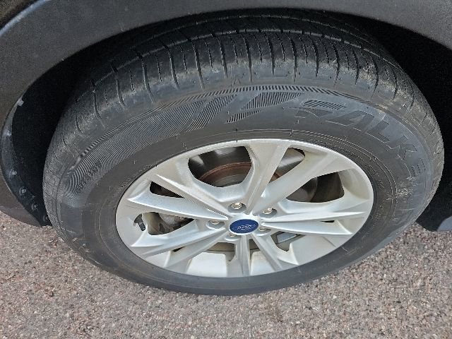 Used 2019 Ford Escape SEL AWD/4WD image 10