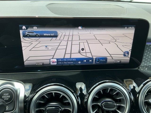 Certified 2025 Mercedes-Benz GLB 250 image 21