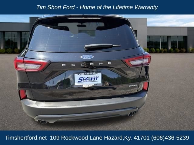 Used 2025 Ford Escape ST-Line AWD/4WD image 5