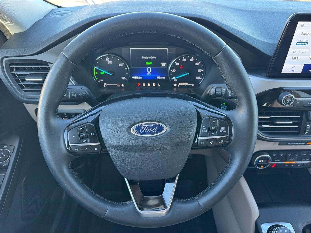 Used 2021 Ford Escape SE w/ Cold Weather Package image 11