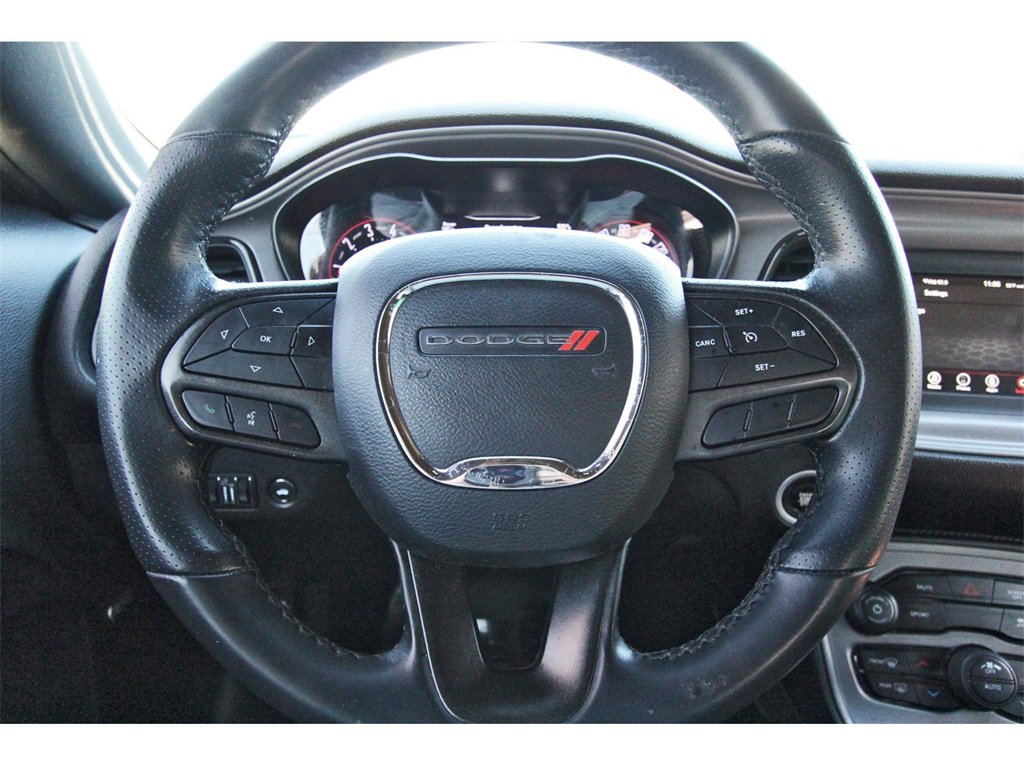 Used 2023 Dodge Challenger SXT w/ Blacktop Package image 9