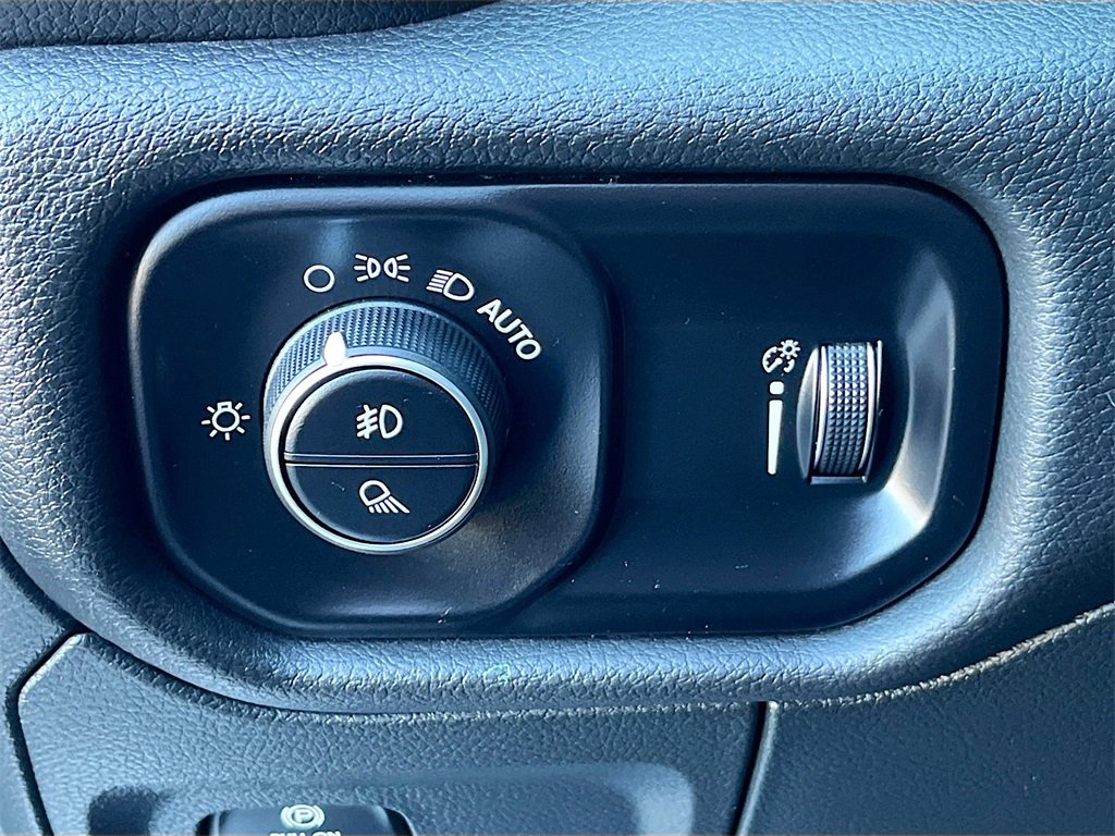 Used 2024 RAM 1500 Big Horn image 10