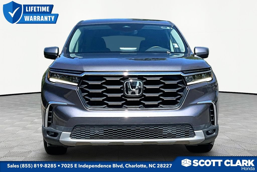 Used 2025 Honda Pilot EX-L image 2