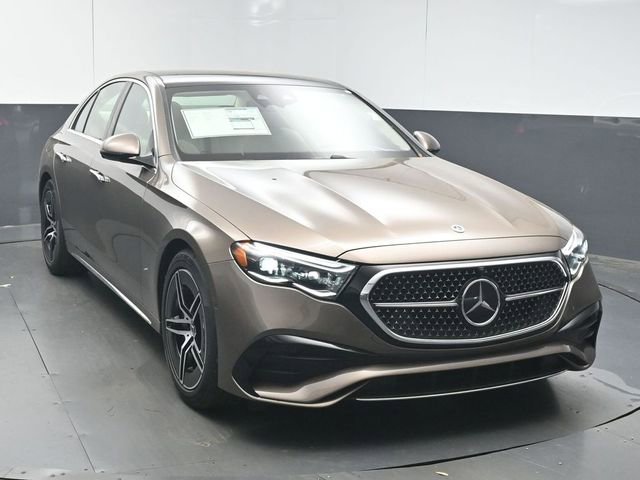 New 2026 Mercedes-Benz E 450 4MATIC Sedan image 2