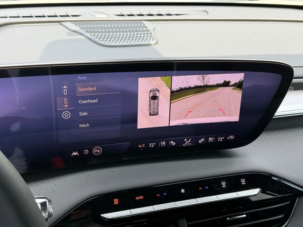 New 2026 Buick Enclave Avenir w/ Super Cruise Package FWD image 32