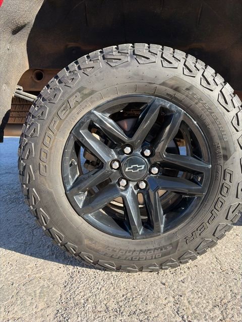 Used 2024 Chevrolet Silverado 1500 LT Trail Boss w/ LT Trail Boss Premium Package AWD/4WD image 8