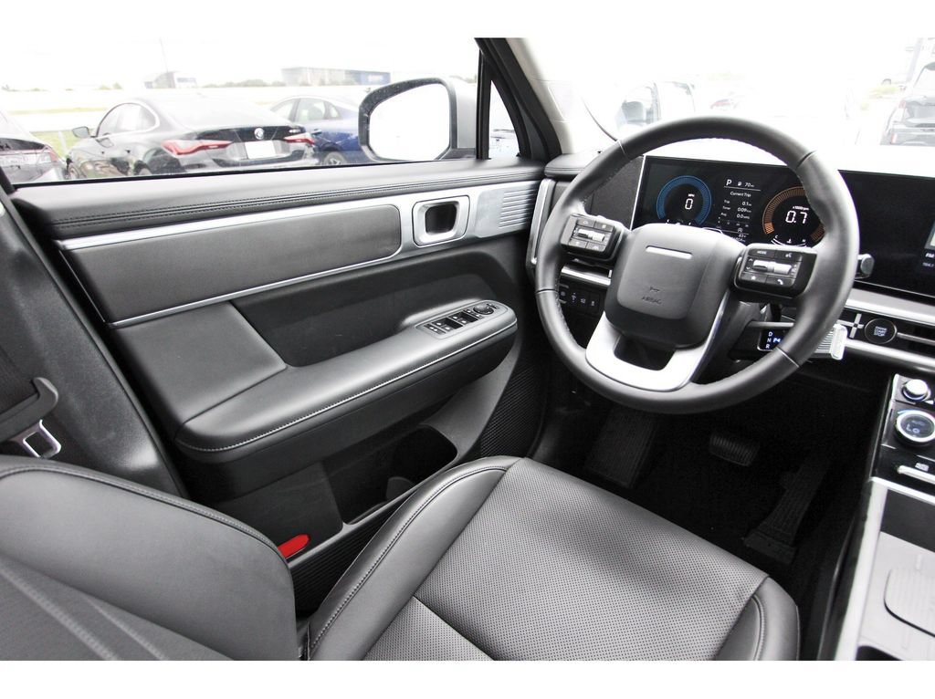 Used 2026 Hyundai Santa Fe SEL FWD image 9