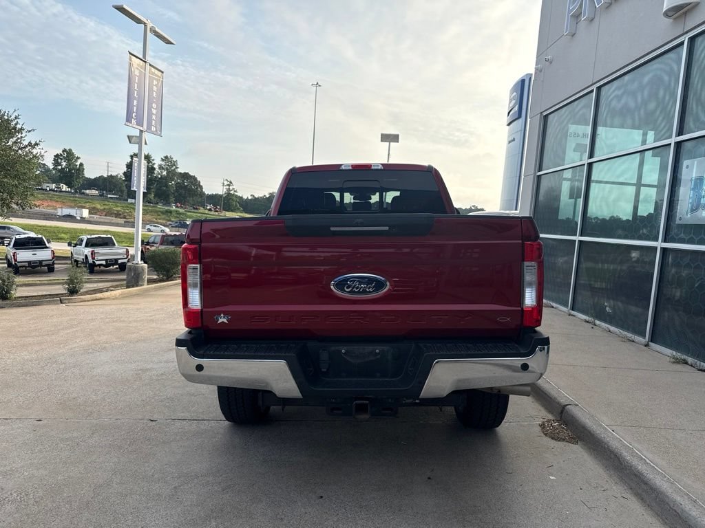Used 2017 Ford F250 Lariat w/ Lariat Ultimate Package AWD/4WD image 6