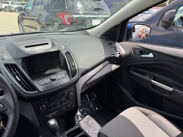 Used 2017 Ford Escape SE w/ Equipment Group 201A image 16