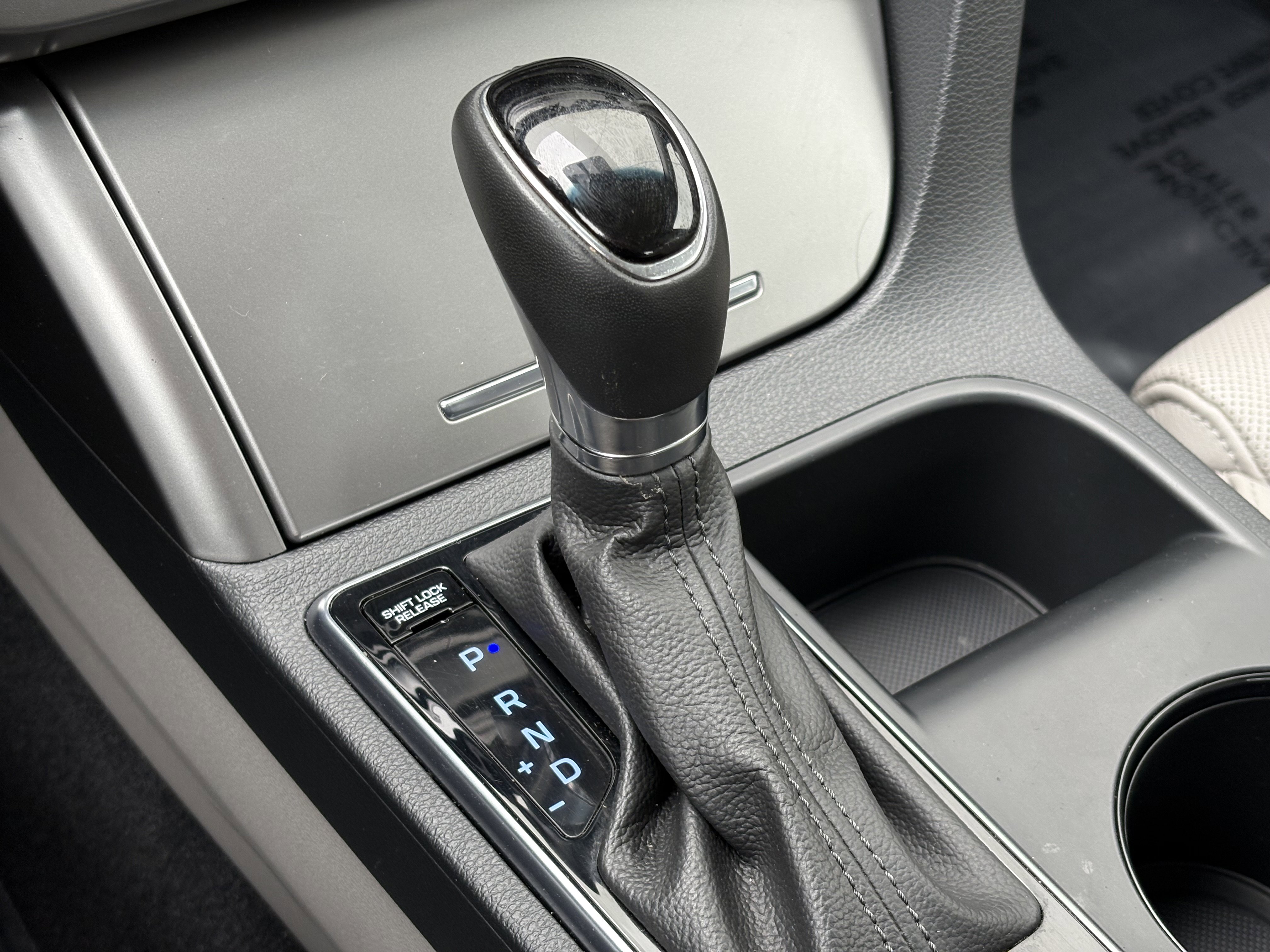 Used 2017 Hyundai Sonata Limited w/ Cargo Package image 25