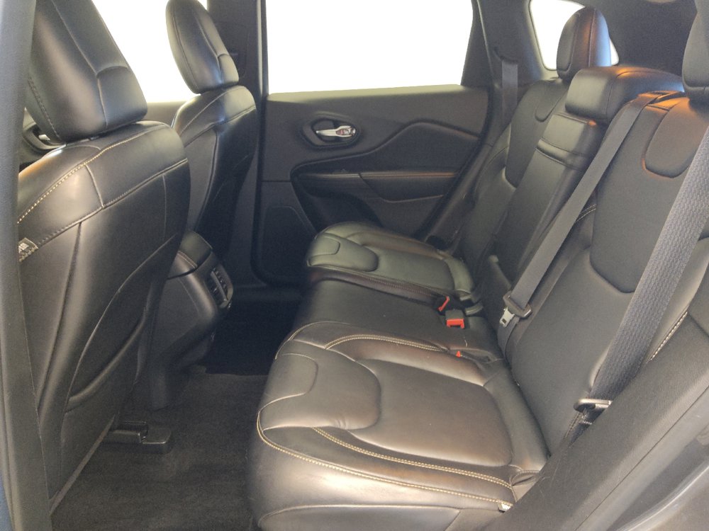 Used 2015 Jeep Cherokee Limited w/ Trailer Tow Group AWD/4WD image 18