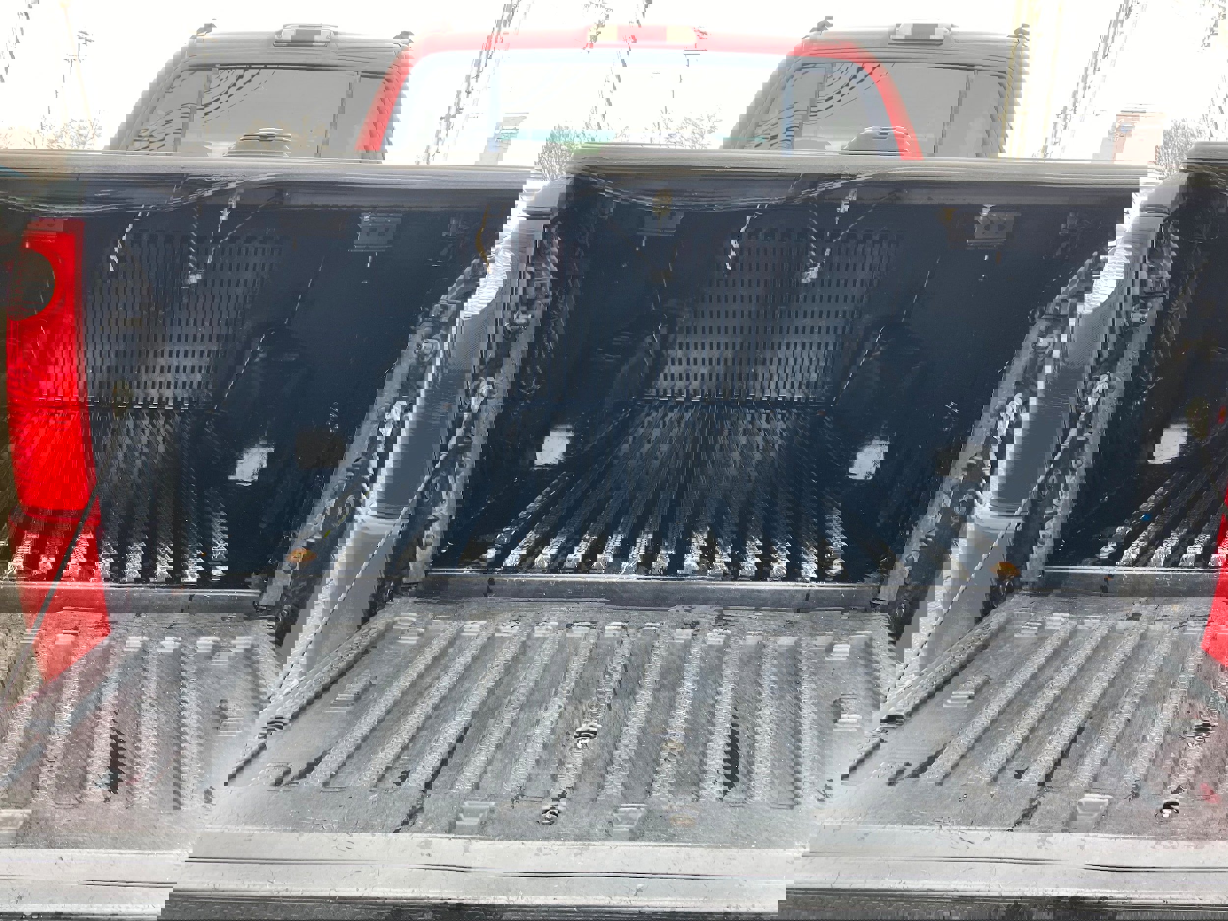 Used 2005 Ford Explorer Sport Trac XLS image 18