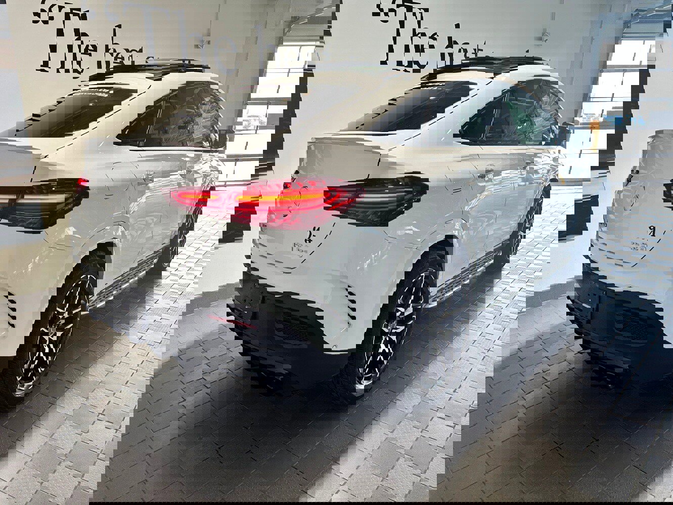 Used 2026 Mercedes-Benz GLE 53 AMG 4MATIC image 4