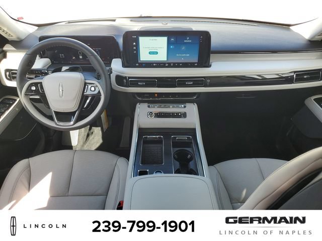 New 2025 Lincoln Aviator Reserve RWD image 17