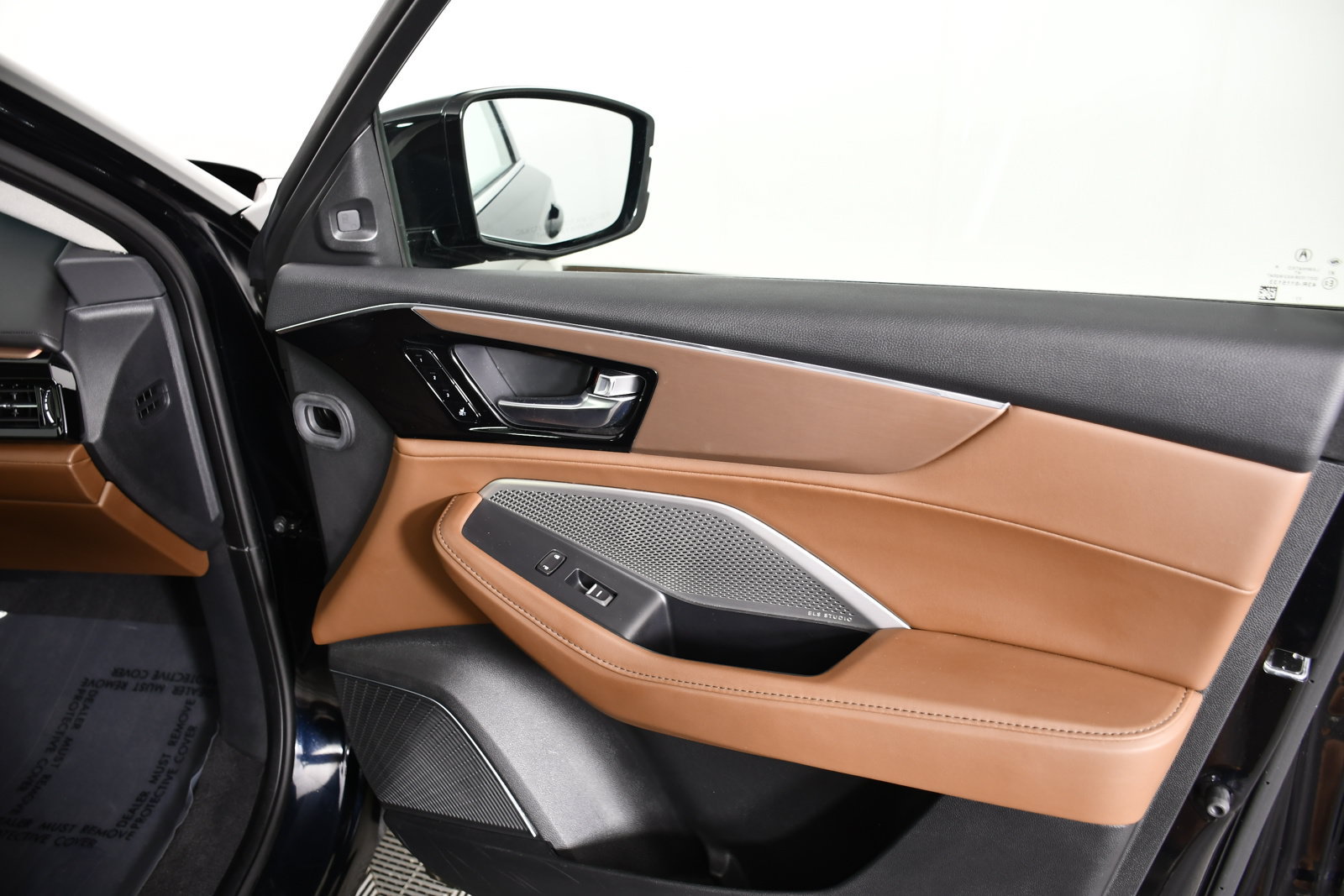 Certified 2024 Acura MDX SH-AWD w/ Technology Package image 40