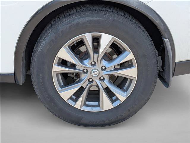 Used 2017 Nissan Murano SL w/ SL Technology Package FWD image 3