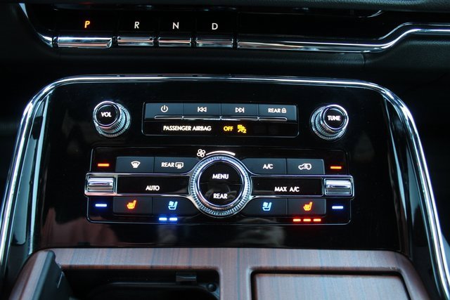 Used 2024 Lincoln Navigator L Reserve image 45