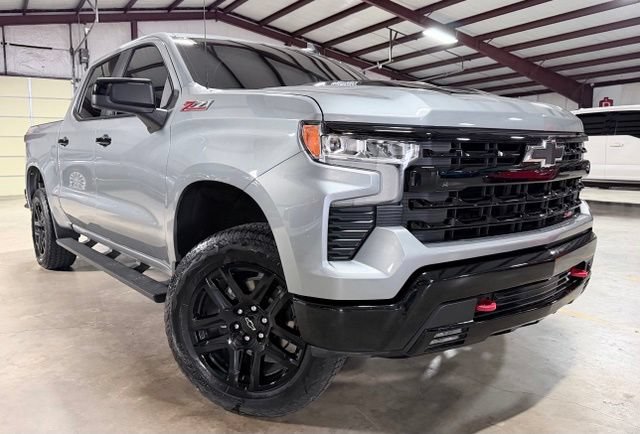 Used 2026 Chevrolet Silverado 1500 LT Trail Boss AWD/4WD image 1