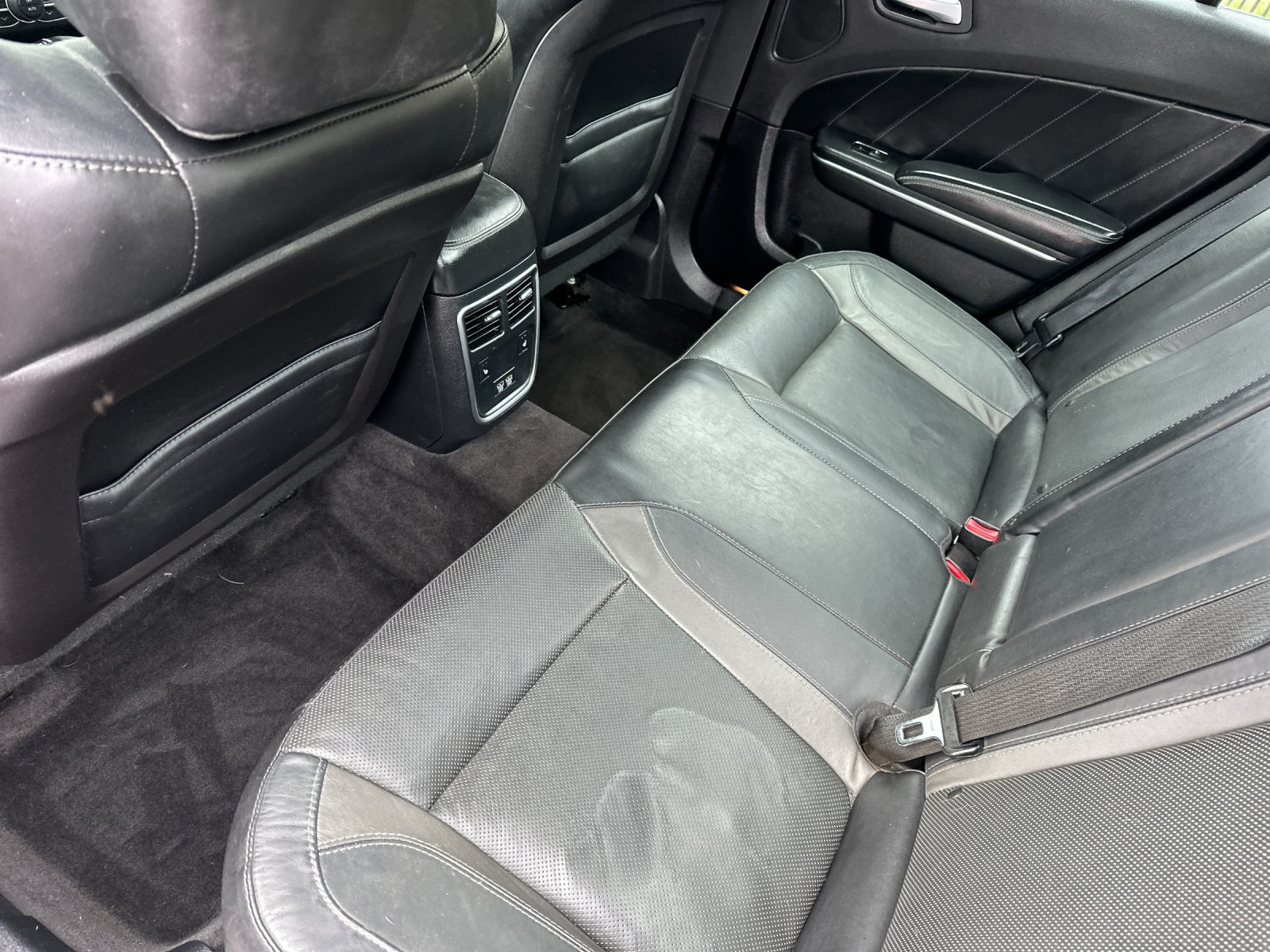 Used 2015 Dodge Charger R/T w/ Plus Group RWD image 12