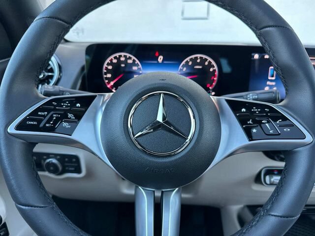 Certified 2026 Mercedes-Benz GLB 250 image 29