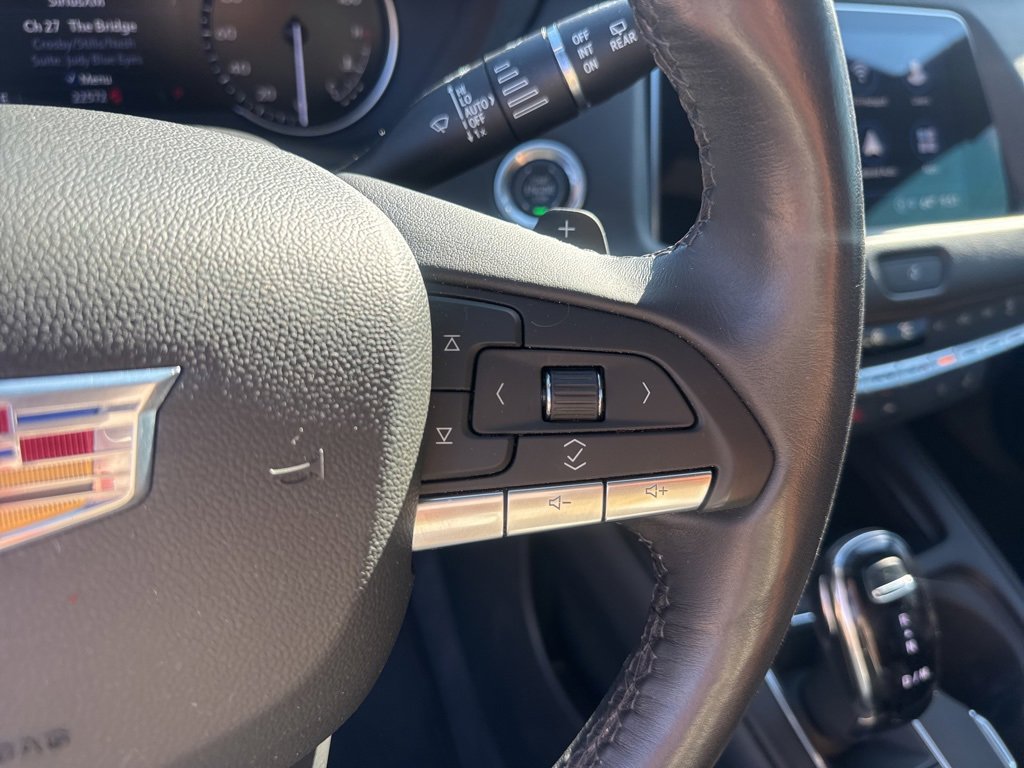 Used 2023 Cadillac XT4 Premium Luxury image 23
