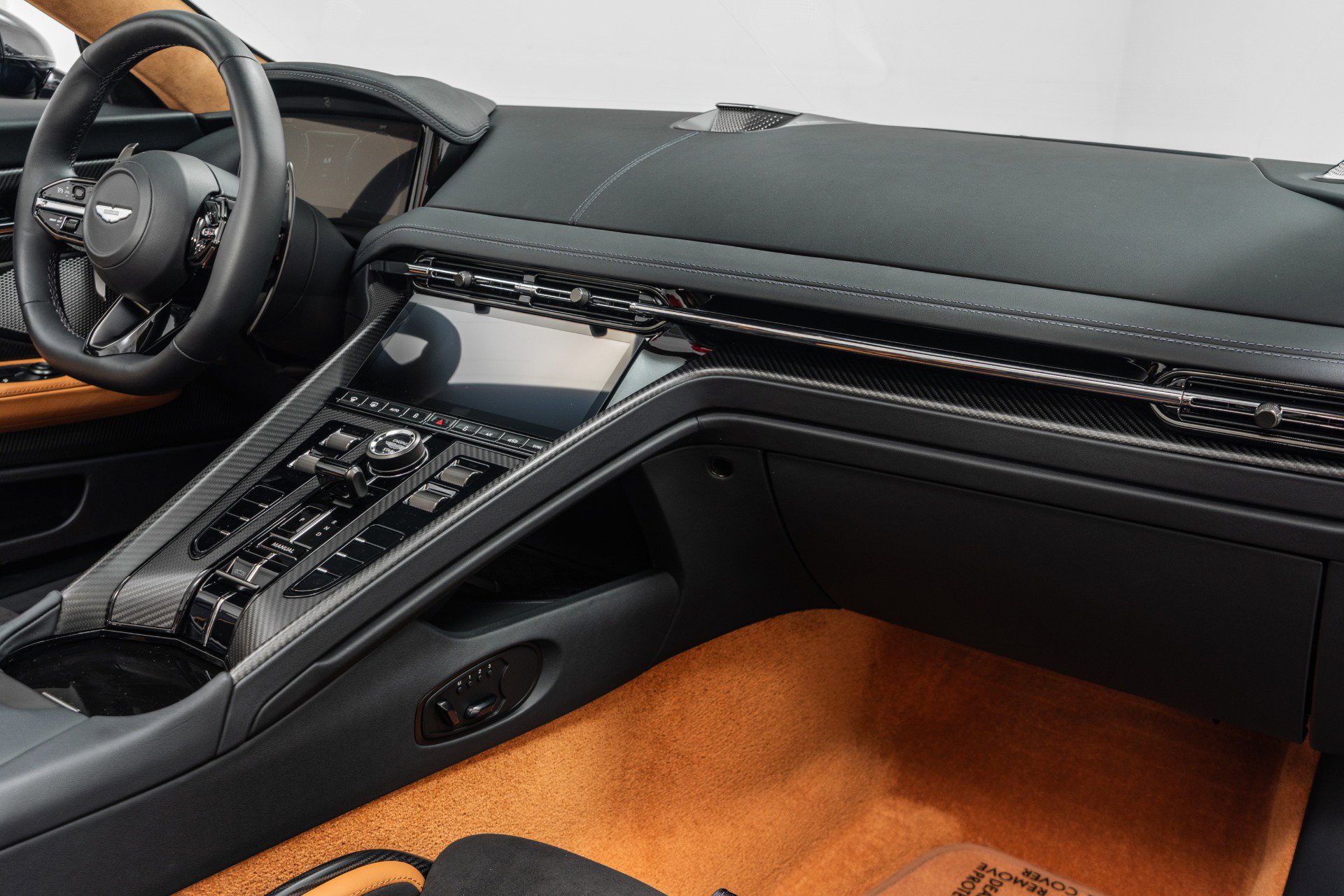 Used 2024 Aston Martin DB12 Volante -Carbon Fiber Bucket S image 14