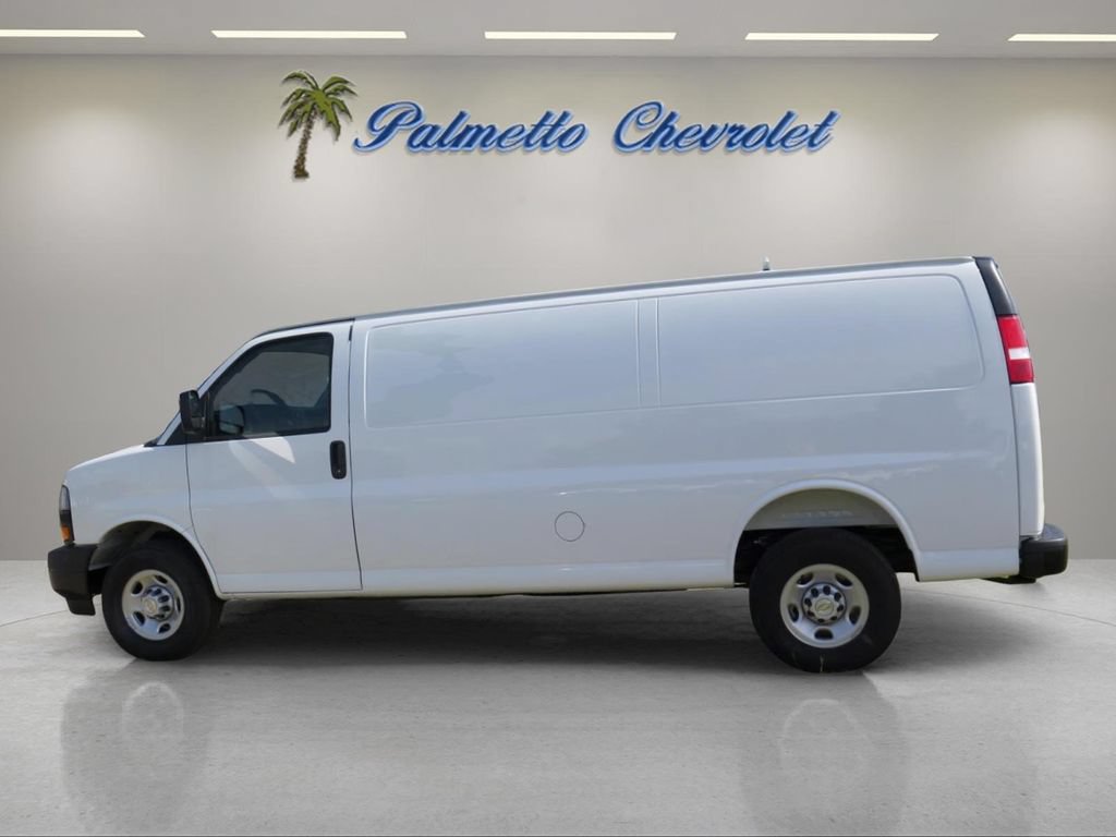 New 2026 Chevrolet Express 2500 Extended w/ Driver Convenience Package RWD image 5