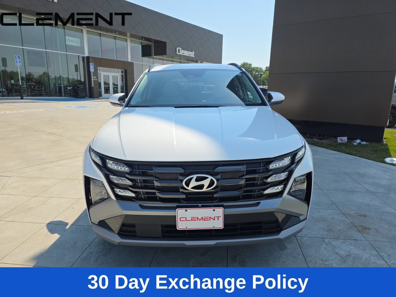 Certified 2025 Hyundai Tucson SEL AWD/4WD image 3