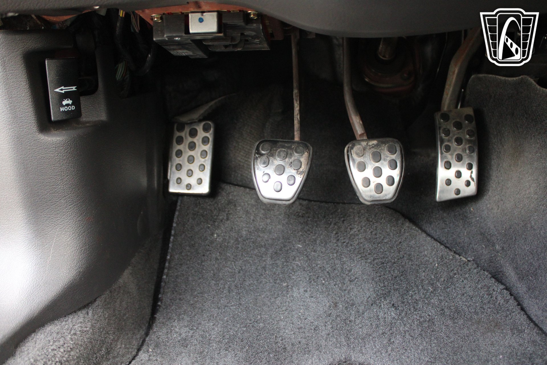 Used 2003 Ford Mustang Cobra RWD image 11