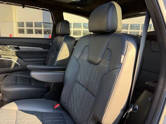 Used 2025 Kia Telluride SX Prestige X-Pro image 12