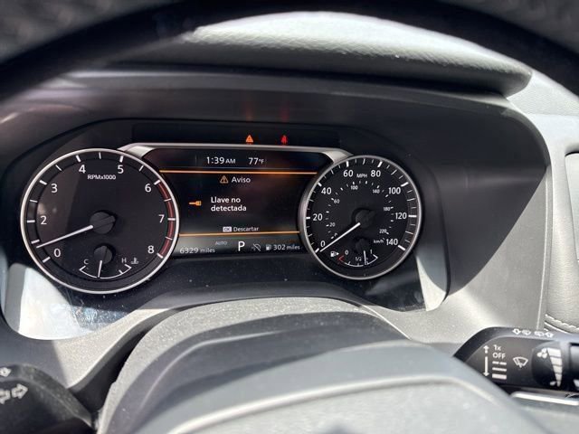 Used 2025 Nissan Rogue SV image 12