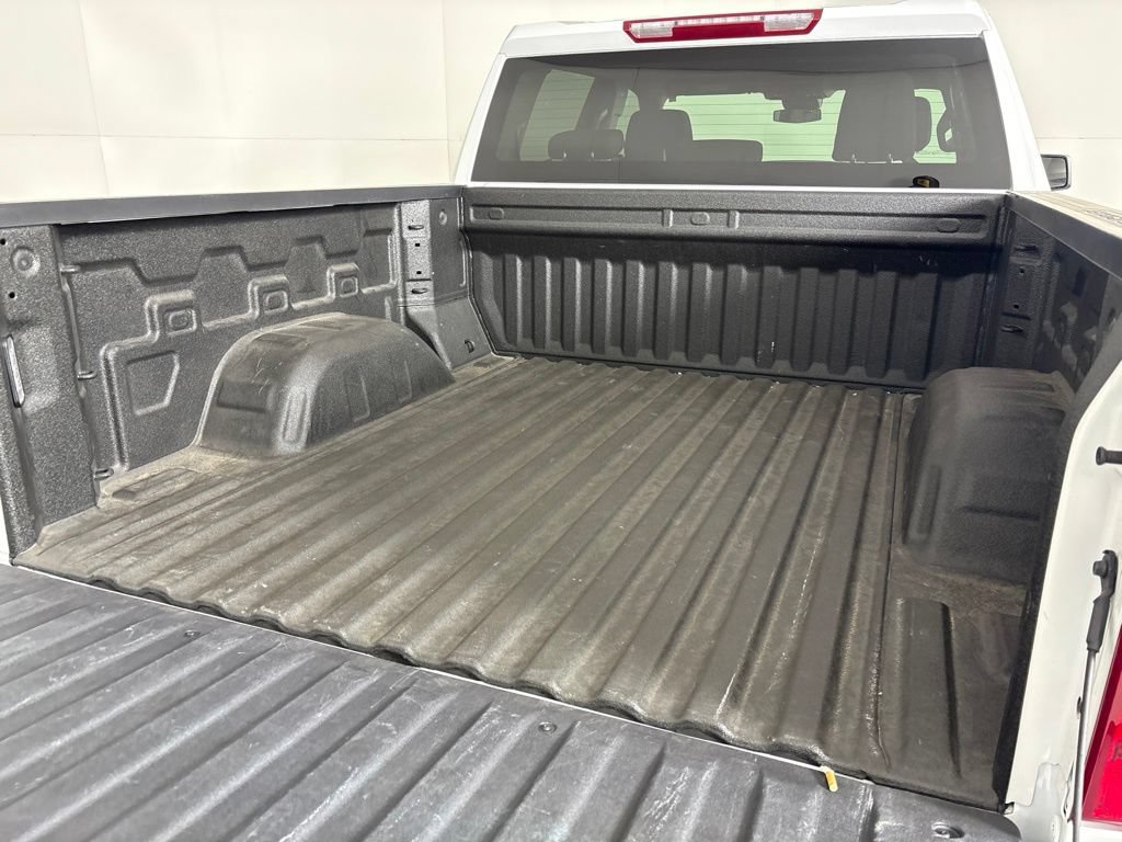 Certified 2026 Chevrolet Silverado 1500 Custom AWD/4WD image 15