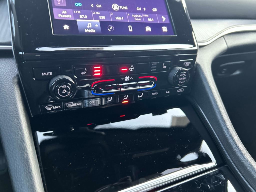 New 2025 Jeep Grand Cherokee L Altitude image 11